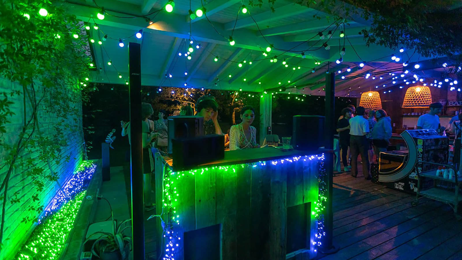 Automate your Summer with Homey and Hue, Twinkly and Nanoleaf